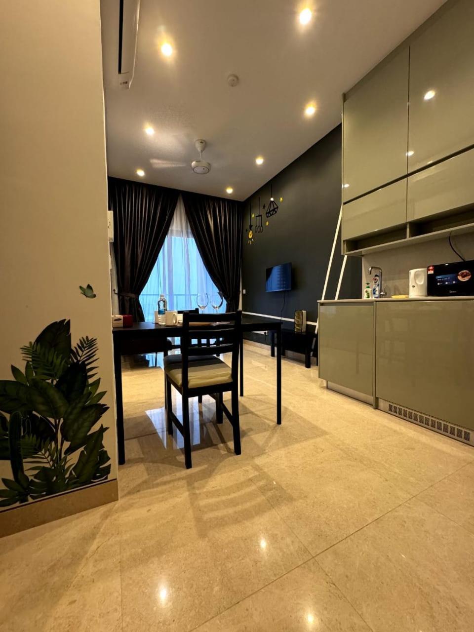 Lucantia Serviced Suites Kuala Lumpur Exterior photo