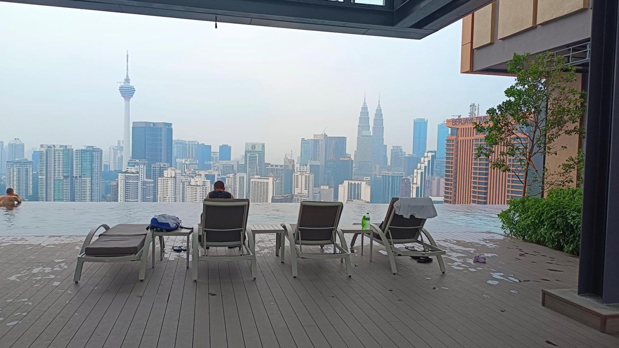 Lucantia Serviced Suites Kuala Lumpur Exterior photo