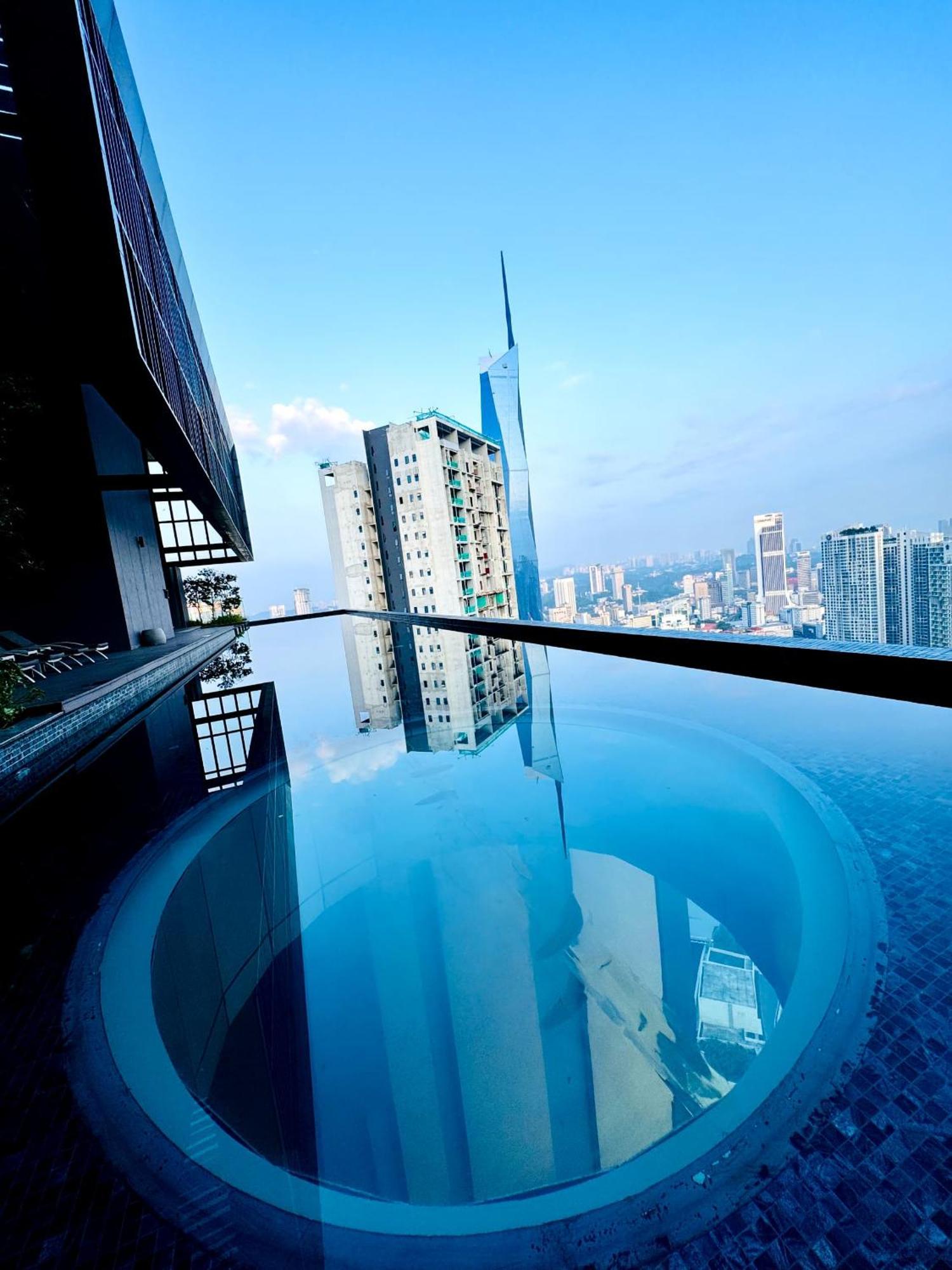 Lucantia Serviced Suites Kuala Lumpur Exterior photo