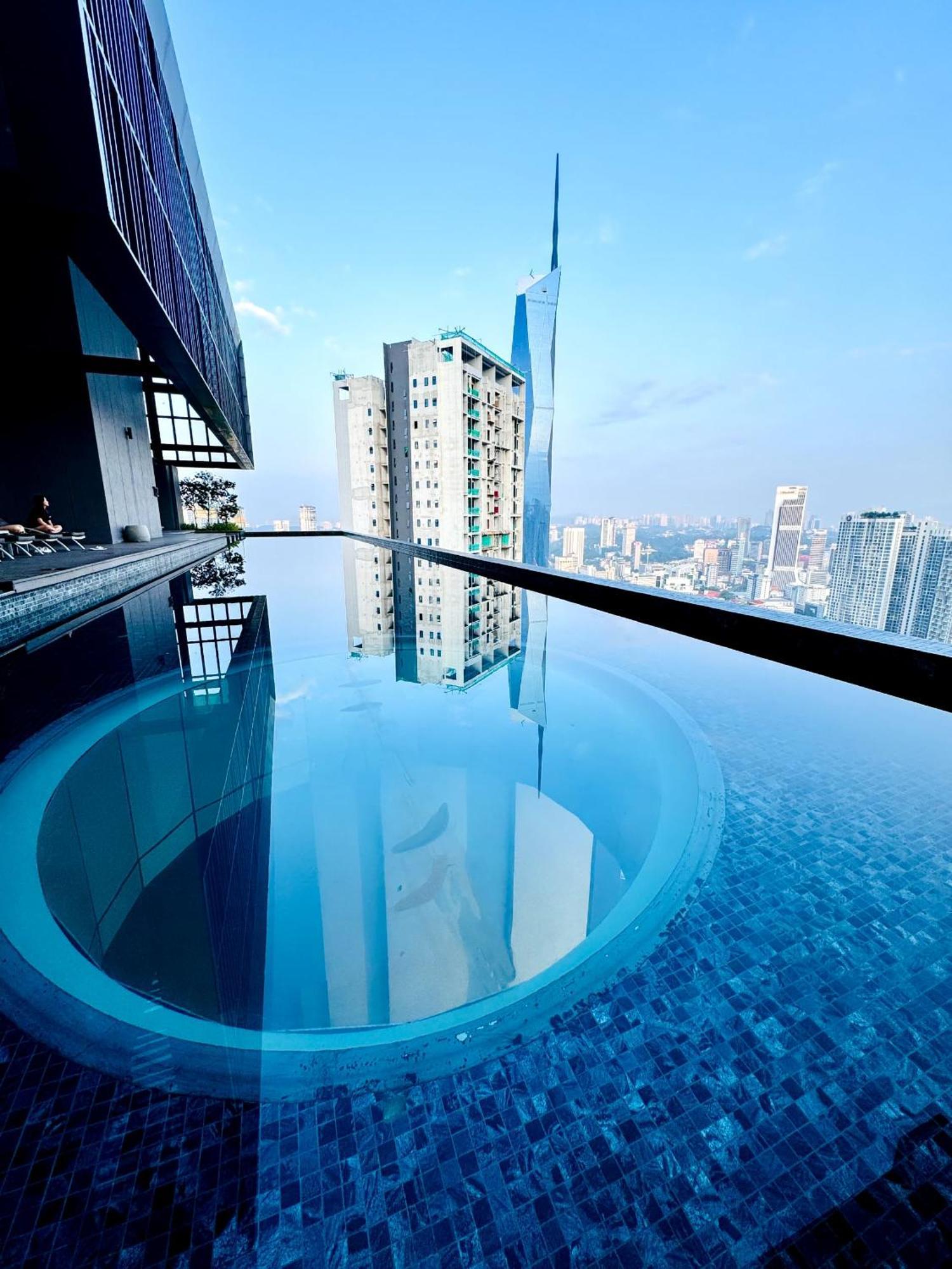 Lucantia Serviced Suites Kuala Lumpur Exterior photo