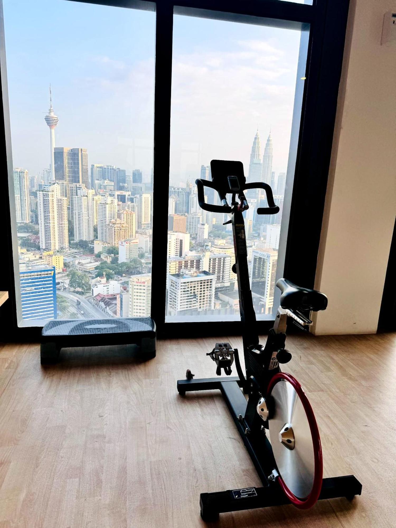 Lucantia Serviced Suites Kuala Lumpur Exterior photo