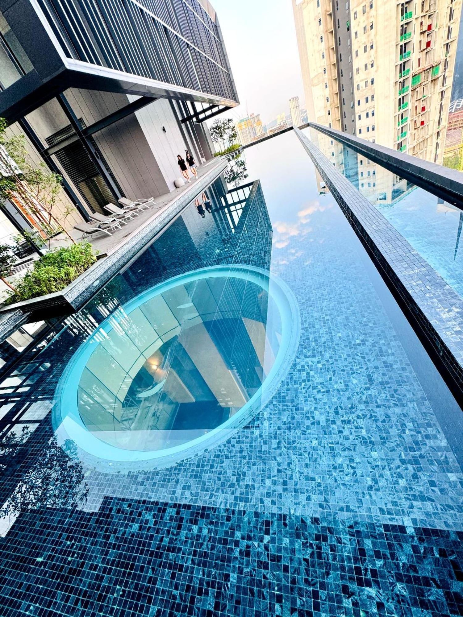 Lucantia Serviced Suites Kuala Lumpur Exterior photo